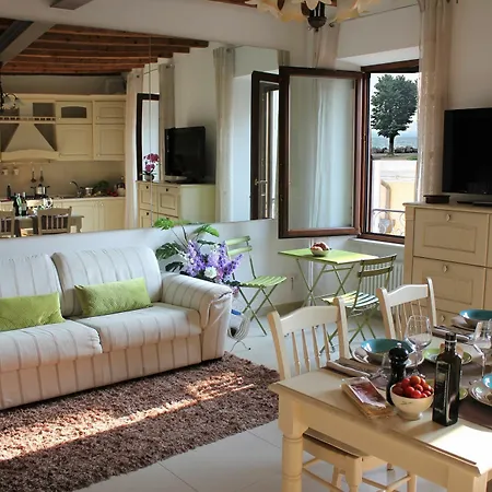 Desenzanoloft La Mia Favorita Apartament